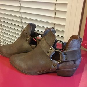 Frye boots wore once.  Very comfortable.